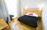 Photo by: Joachim Nywall: Nywall Media AB, Strandgatan 30, 461 30 Trollhattan, 0708-840825, Joachim.nyvall@telia.com Scandic Swania, Queen room